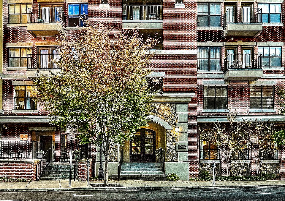 1st image of 1803 Broadway APT 328
