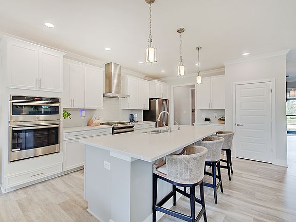 3rd image of 3691 Talmine Ln