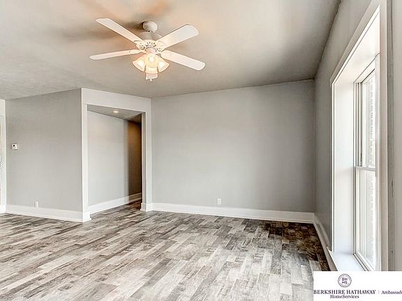 5th image of 213 S 26th Ave APT 3