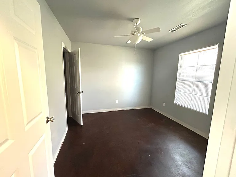 527 Pool Street - Green Units — Photo 13