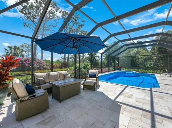 25011 Goldcrest DR, BONITA SPRINGS, FL 34134