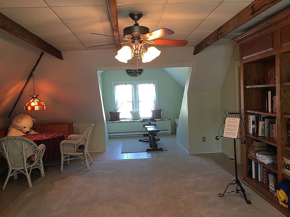 172 S Broad St, Nazareth, PA 18064 Zillow