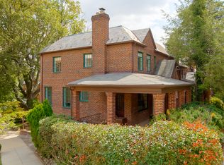 2119 Huidekoper Pl NW, Washington, DC 20007