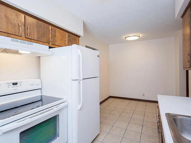 2436 C St #3 — Photo 9