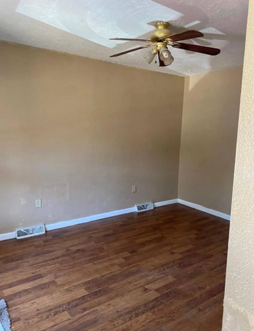 2 bed, 600 sqft, $950 — Photo 3