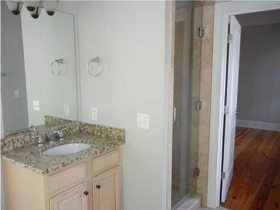 Jack & Jill bathroom