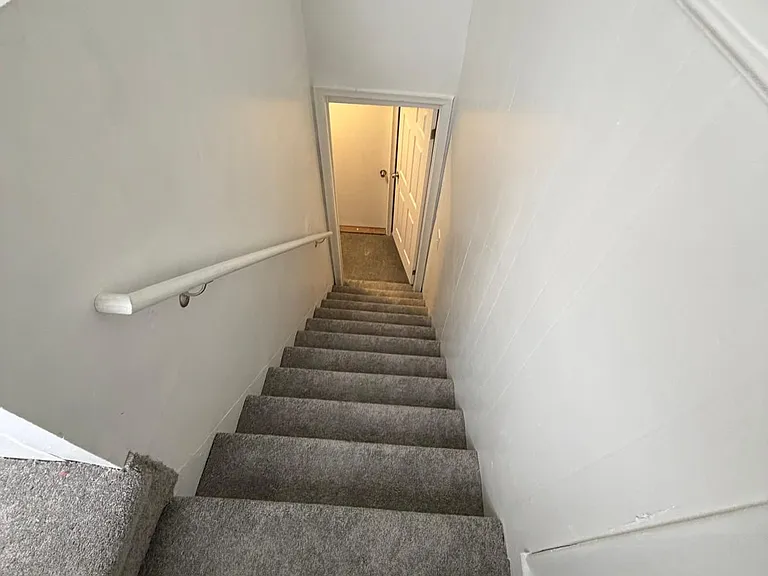 26741 Carlysle St — Photo 12