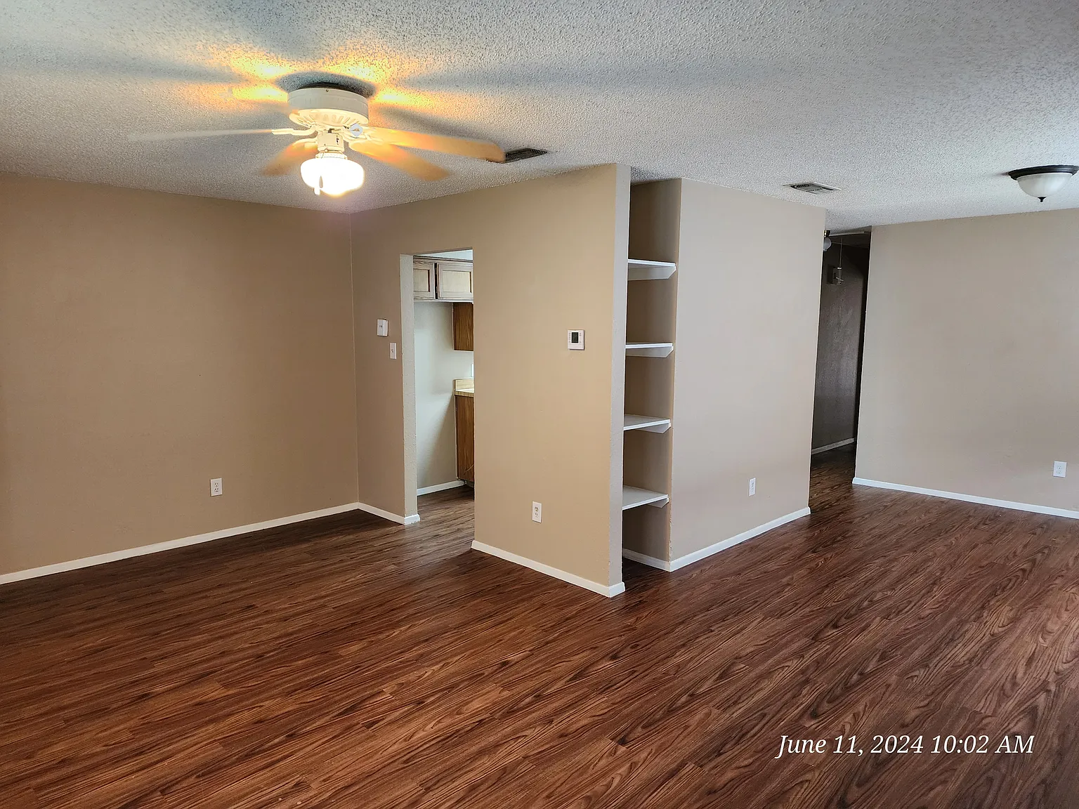 2 bed, 1014 sqft, $1,195 — Photo 4