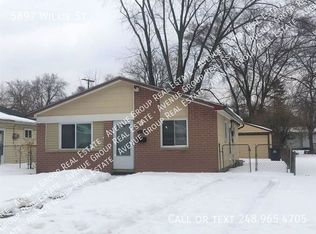 5897 Wilkie St, Taylor, MI 48180