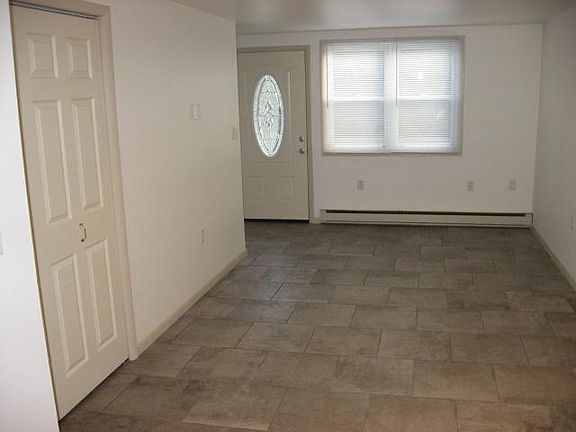 3rd image of 433 3rd St
