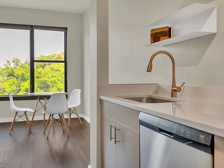 1900 12th Ave S #311 — Photo 9