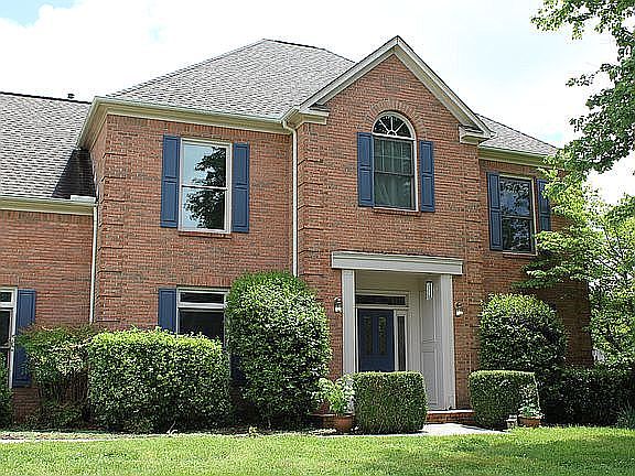 2nd image of 212 Lawton Blvd