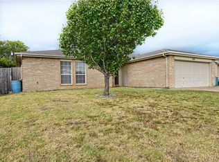 821 McCully St, White Settlement, TX 76108