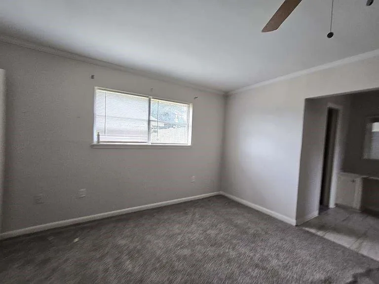 1903 Britton St — Photo 10