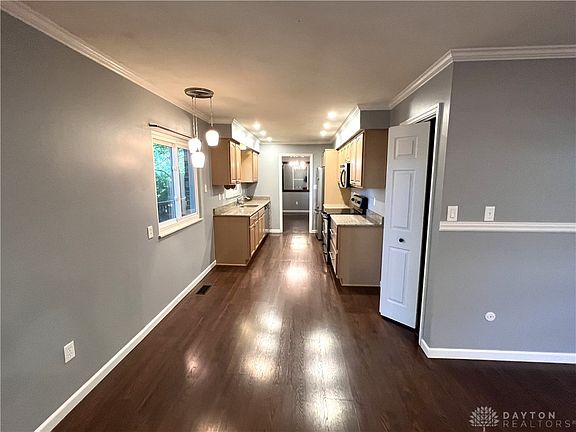 4th image of 3090 Fresno Ct