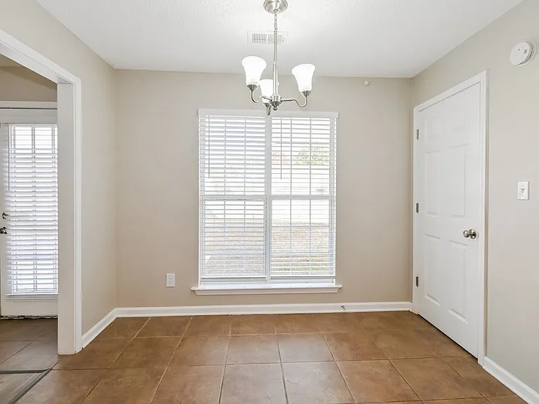 6336 Sandbourne E — Photo 7