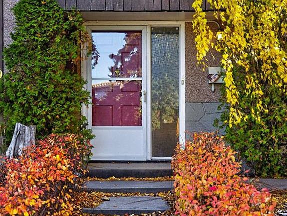 2nd image of 1219 N Hunterquay Hl NW