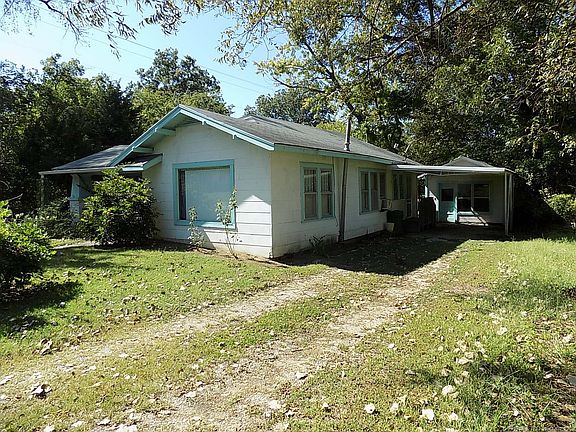 2nd image of 700 N Gulf St