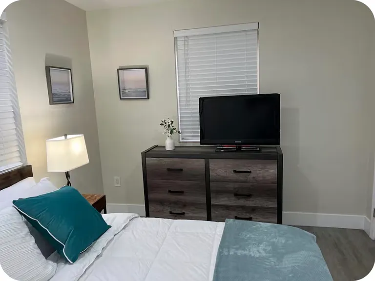 42 Phoenetia Ave #2 — Photo 3