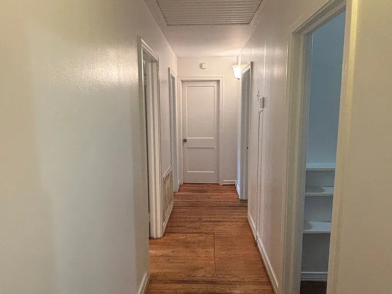 2200 Loop Rd — Photo 4