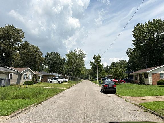 5th image of 4010 Kathleen Ave