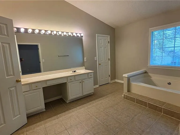 11620 Bentham Ct — Photo 15