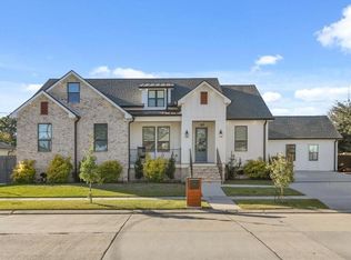 2716 Volpe Dr, Chalmette, LA 70043