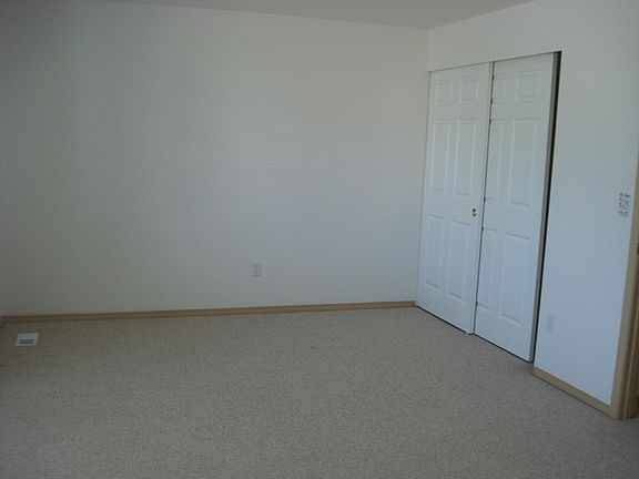 3rd image of 19802 16th Avenue Ct E