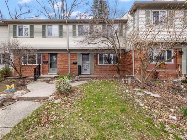 3092 Williamsburg Rd, Ann Arbor, MI 48108