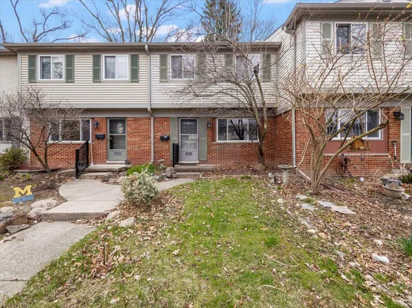 3092 Williamsburg Rd, Ann Arbor, MI 48108