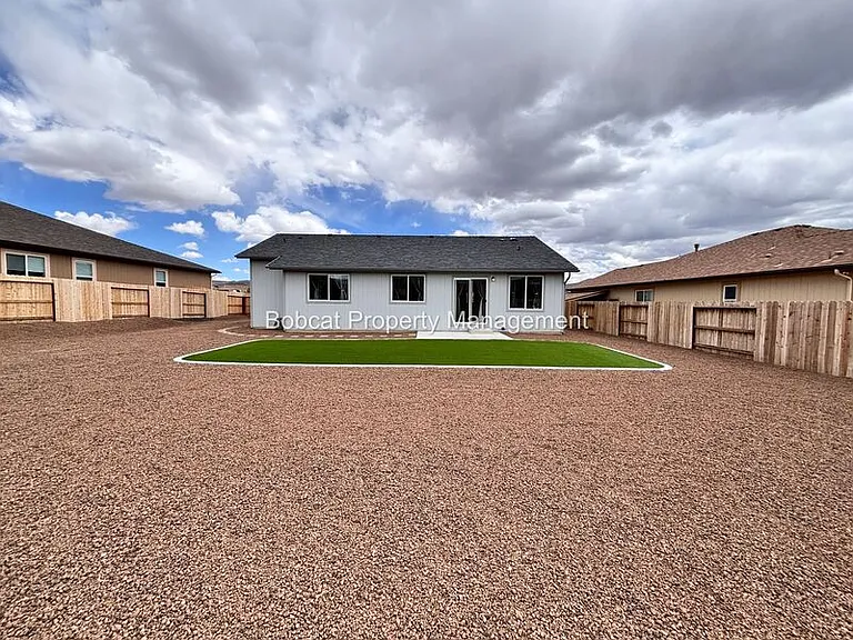 909 Saltbrush Rd — Photo 35