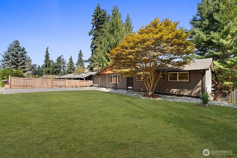 3rd image of 30420 2nd Avenue S