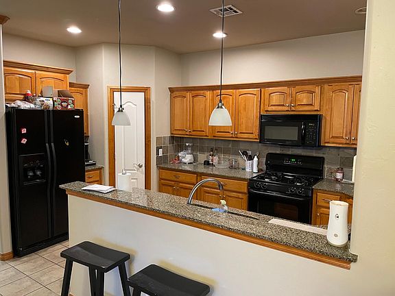 3rd image of 1204 Cedar Creek Dr
