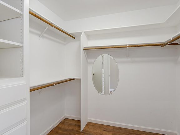 4th image of 5615 Bellagio Dr