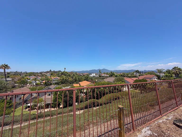 25651 Del Norte — Photo 16