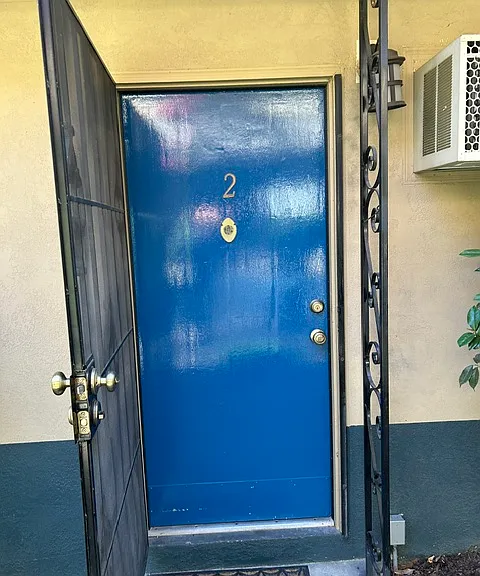 2523 G St #2 — Photo 7