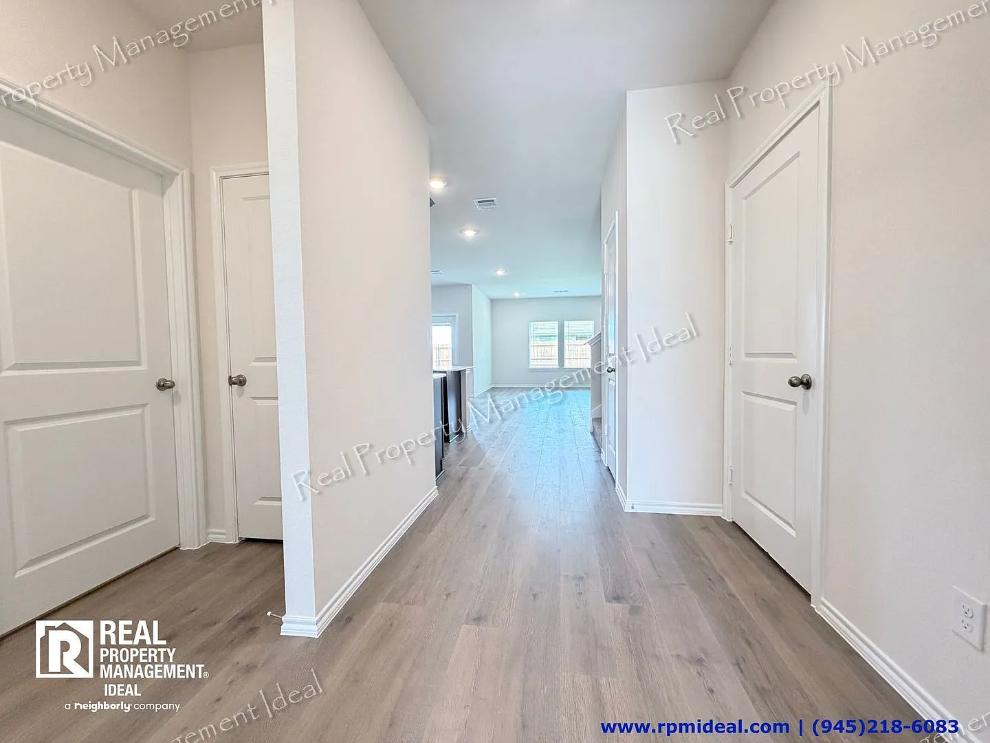 4 bed, 3.0 bath, 2235 sqft, $2,249 — Photo 3