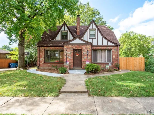 9211 Niles Pl, Saint Louis, MO 63123