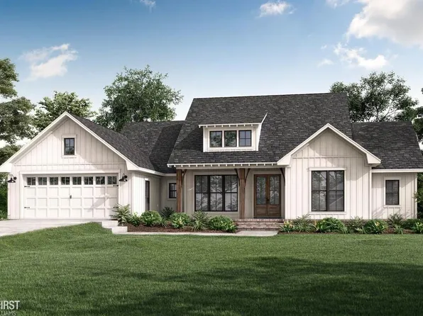 67 Loretta Ln #67, South Lyon, MI 48178