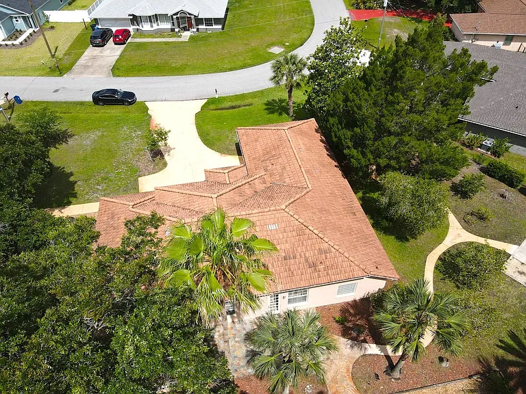 87 Rose Dr — Photo 6