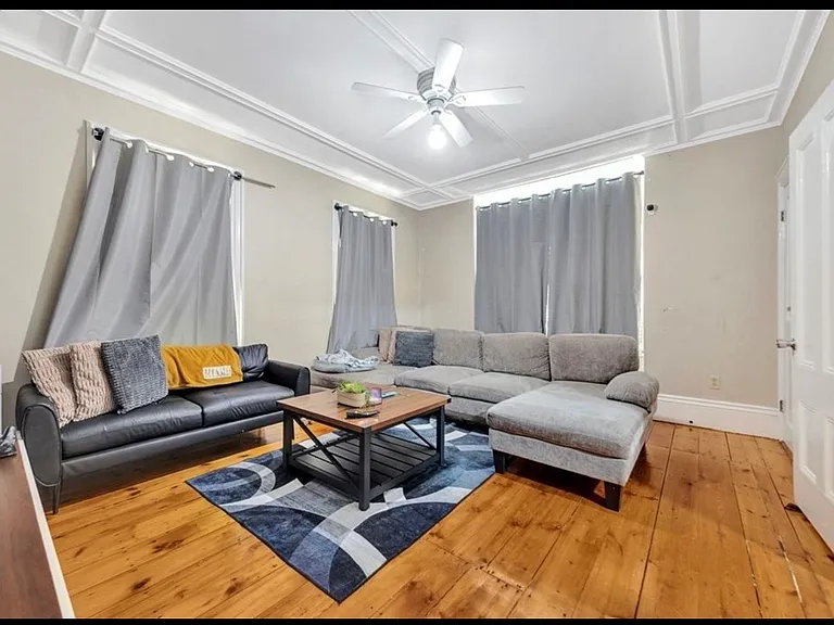 50 Warner St #2 — Photo 4