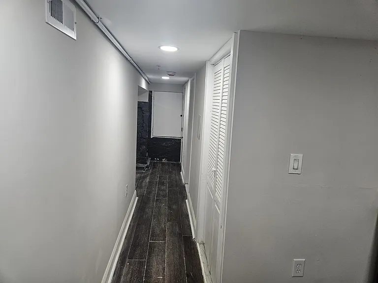 1015 S Beechfield Ave — Photo 12