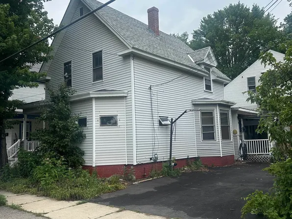 14 Silver Street, Rochester, NH 03867