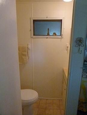 5th image of 1615 Lake Dr W
