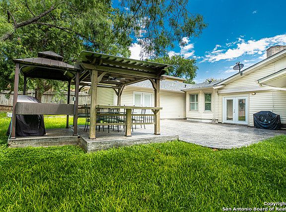 4th image of 5704 Bogart Dr