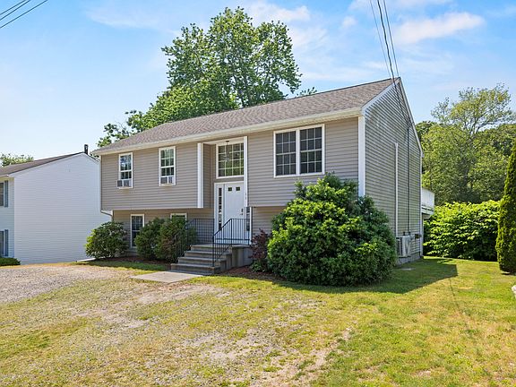 2nd image of 66 Meadowrue Trl