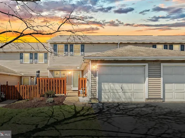 305 Bentwood Ln, York, PA 17408