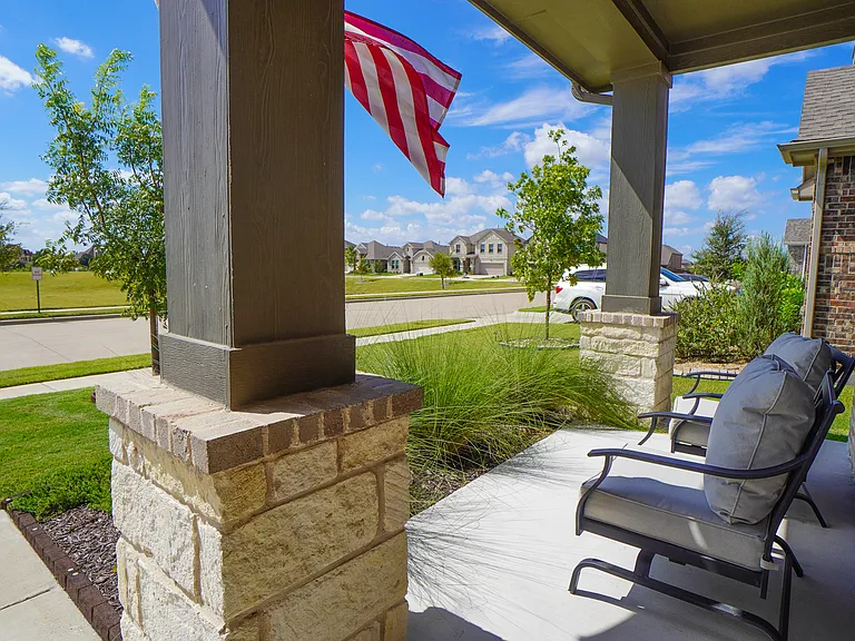 1836 Big Spring Dr — Photo 3