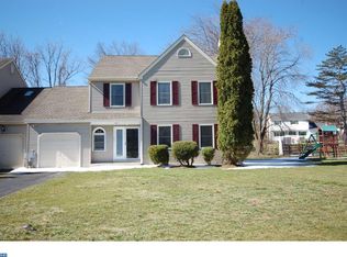 406 Windsor Cir, Exton, PA 19341