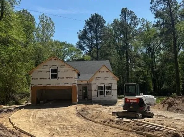 23205 Scottswood Dr, Franklin, VA 23851